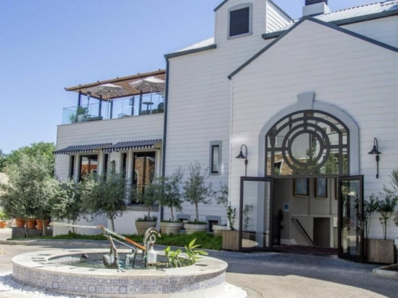 The Weinberg Windhoek: Luxury Hotel Experience in Namibia's Capital